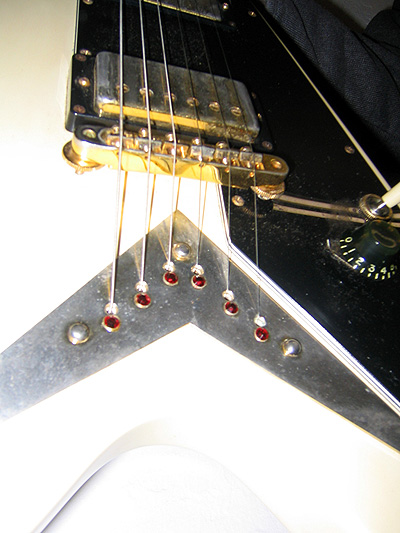 Alpine White Gibson Heritage Korina FF-82 Flying V
