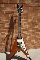 Full front view of the 2011 Gibson Historic Flying V with split headstock