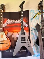 2022 Dave Mustaine Flying V EXP